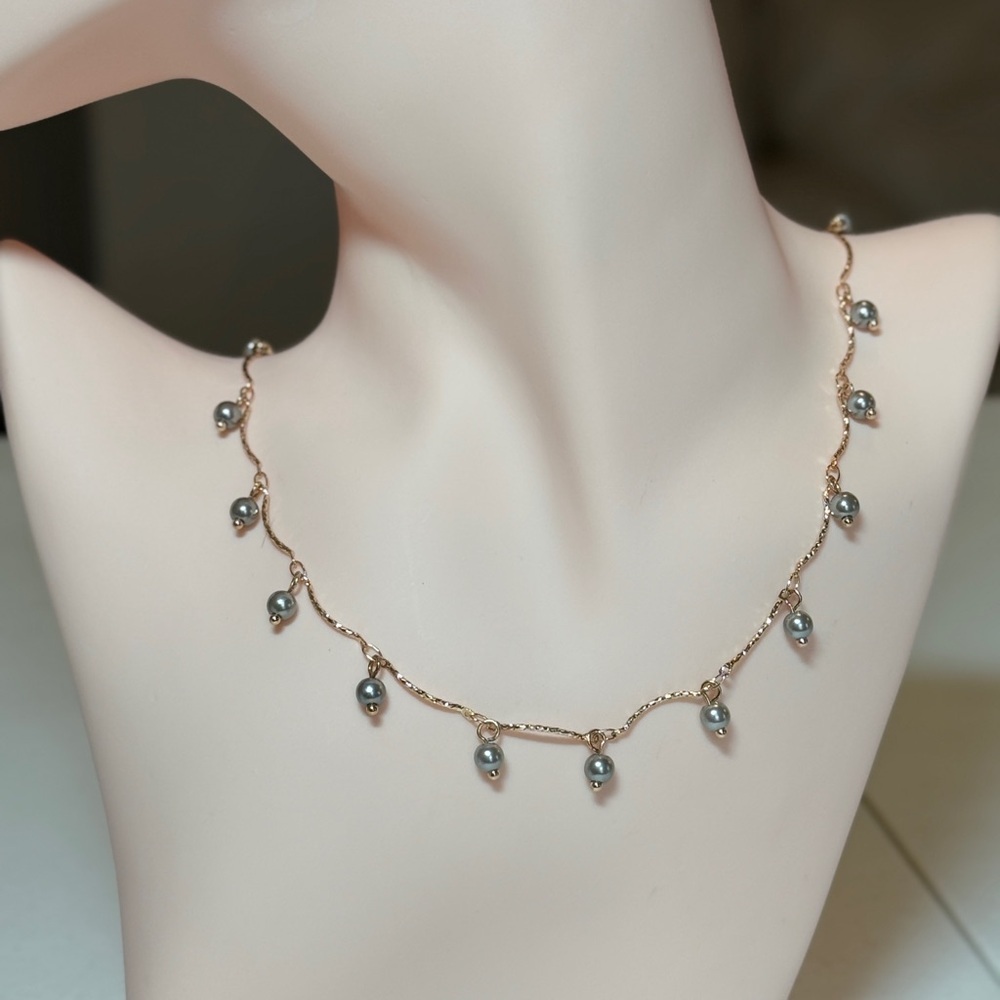 ⚜️ Vintage Gold and Silver Pearl Necklace